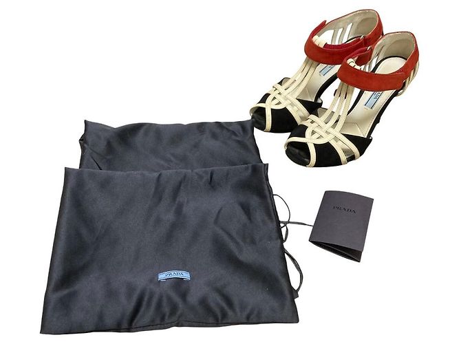 Prada Ledersandaletten mit Absatz Schwarz Rot Aus weiß - Ansicht 9
