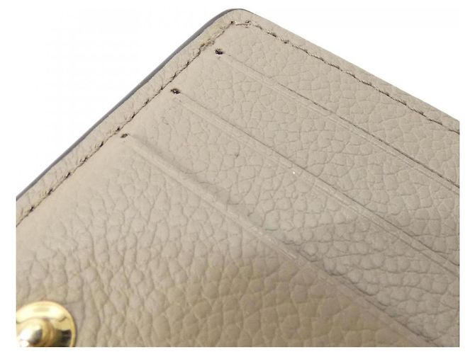 Cartera Claire Monogram Empreinte Louis Vuitton Gris - vista 7
