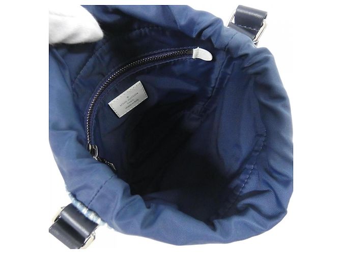 Sac Messenger Louis Vuitton Monogram Aquarelle Bleu - vue 8