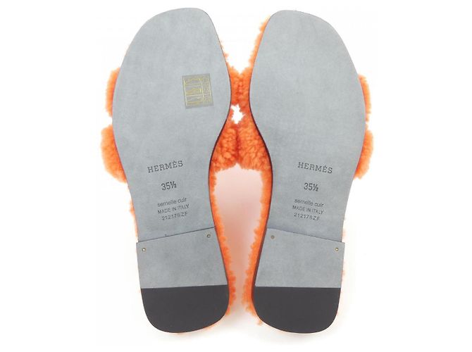 Hermès Hermes Shearling-Sandalen Orange - Ansicht 4