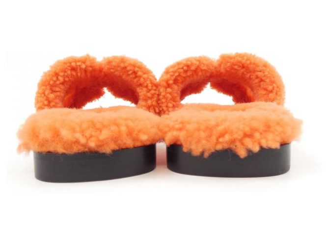 Hermès Hermes Shearling-Sandalen Orange - Ansicht 5