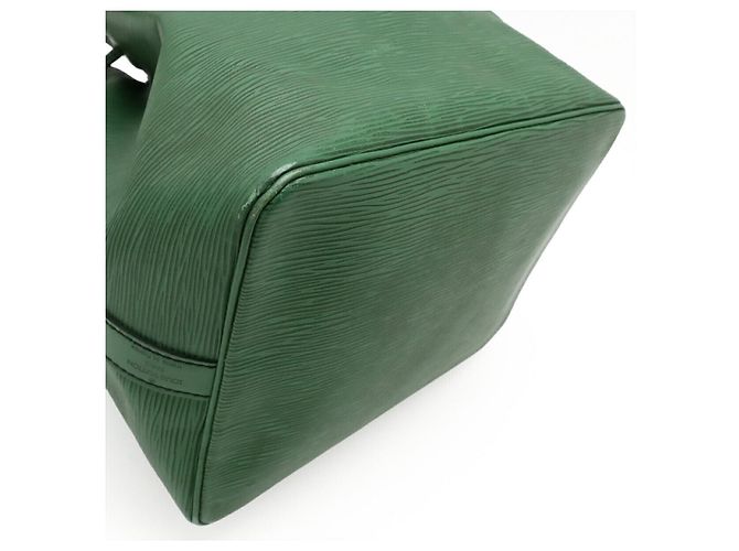 Borsa a Spalla Louis Vuitton Petit Noe Epi Verde - vista 3