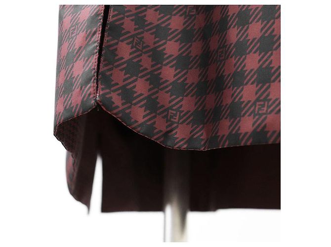 Gabardina de nailon reversible Fendi Roja - vista 15