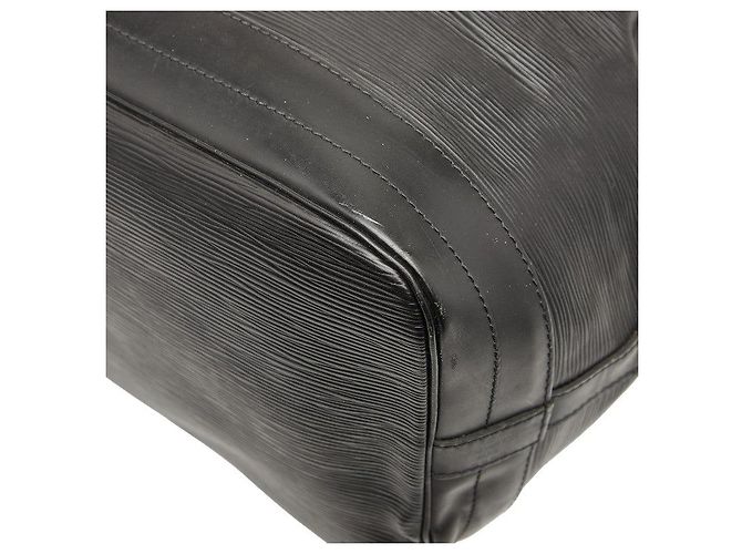 Borsa a tracolla Louis Vuitton Noe in pelle Epi Nero - vista 6