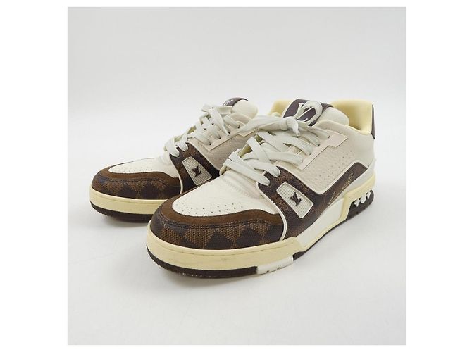 Sneakers Louis Vuitton LV Trainer Bianco - vista 3