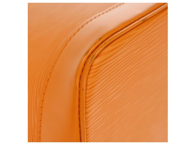 Louis Vuitton Alma Epi Leather PM Arancione - vista 5