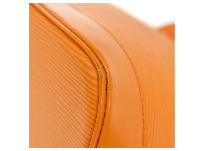 Louis Vuitton Alma Epi Leather PM Arancione - vista 6
