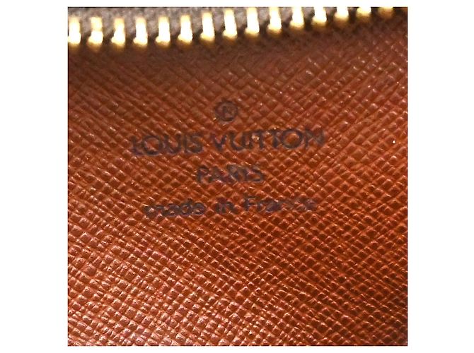 Louis Vuitton Amazone Monogram Canvas PM Marrone - vista 4
