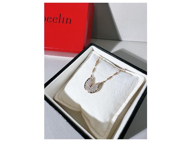 Autre Marque Collana Qeelin Xin Yen Lucky Cookie in Oro Rosa e Diamanti D'oro - vista 7