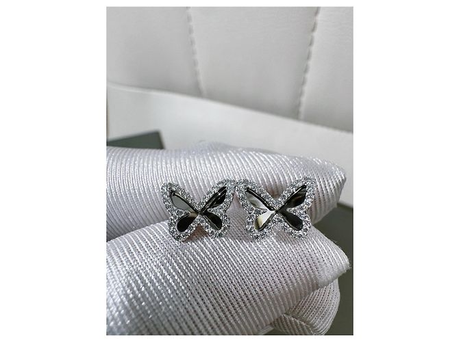 Orecchini Messika Butterfly Fly in Platino e Diamanti Argento - vista 4