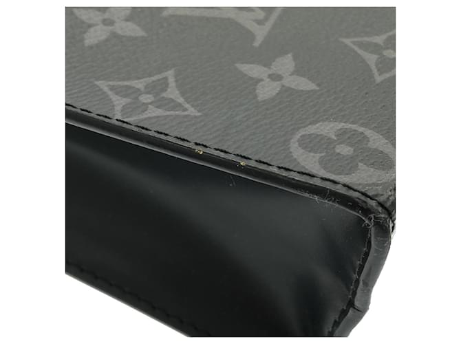 Borsa Louis Vuitton Monogram Eclipse Pochette Voyage MM M61692 Nero - vista 4