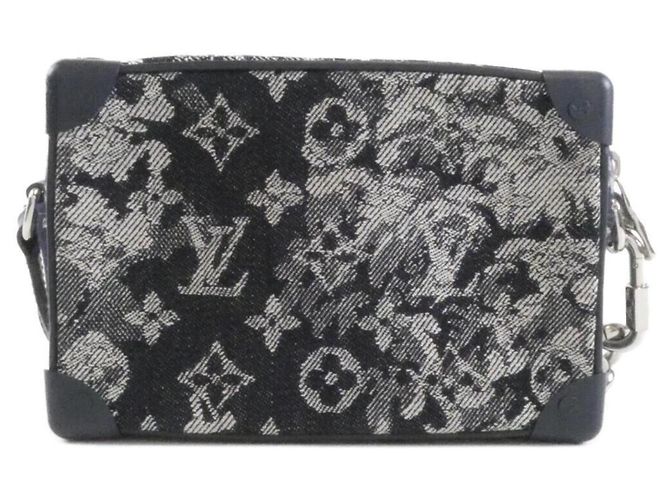 Borsa a tracolla Louis Vuitton Monogram Tapestry Mini Soft Trunk - vista 2