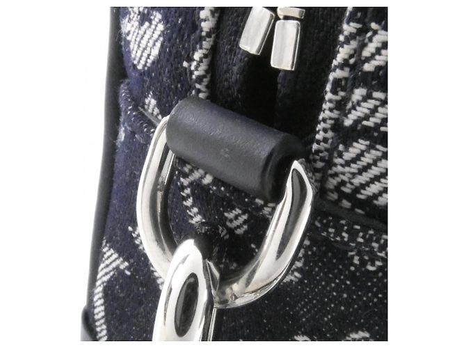 Borsa a tracolla Louis Vuitton Monogram Tapestry Mini Soft Trunk - vista 5