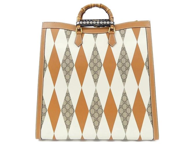 Gucci Diana Handbag GG Supreme Canvas and Leather Brown Beige - view 2