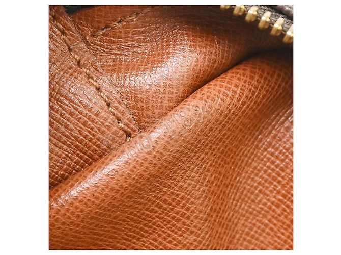 Louis Vuitton Trocadero Monogram Canvas 27 Marrone - vista 5