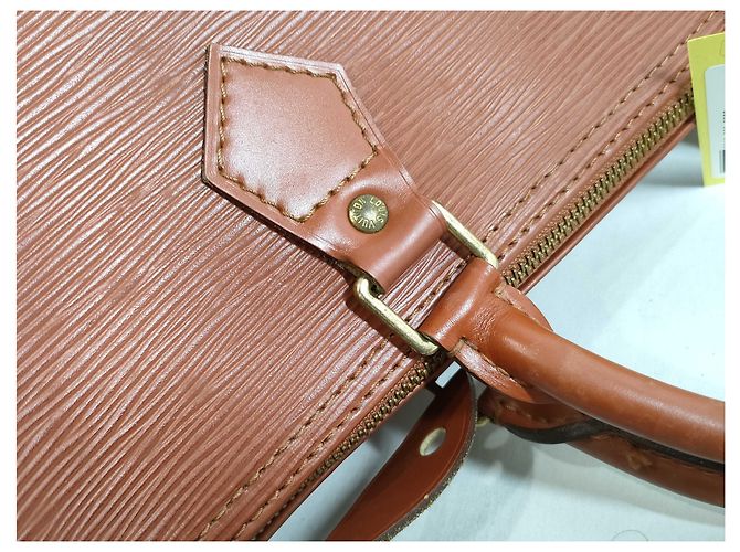 Borsa Louis Vuitton Speedy in pelle Epi 30 Arancione - vista 4