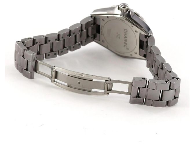 Chanel J12 Chromatic 38mm H2979 Ceramic Automatic Watch - view 6