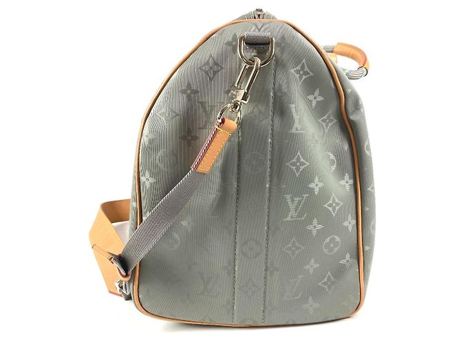 Louis Vuitton Monogram Titanium Keepall Bandoulière 50 Marrone - vista 3