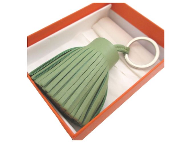 Hermès Portachiavi Hermes Carmen Agneau Milo Vert Verde chiaro - vista 3