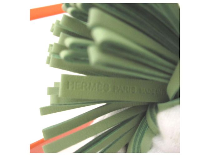 Hermès Portachiavi Hermes Carmen Agneau Milo Vert Verde chiaro - vista 5