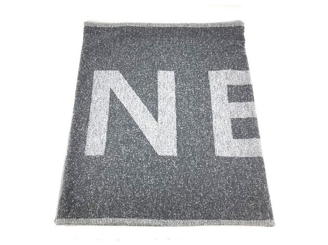 Sciarpa Chanel 19K Logo Large Stole Blanket Scarf Marrone - vista 3
