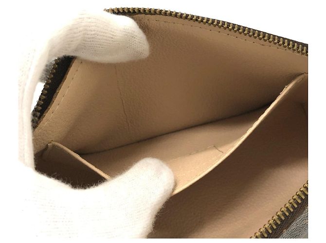 Louis Vuitton Monogram Canvas Pouch Braun - vista 13
