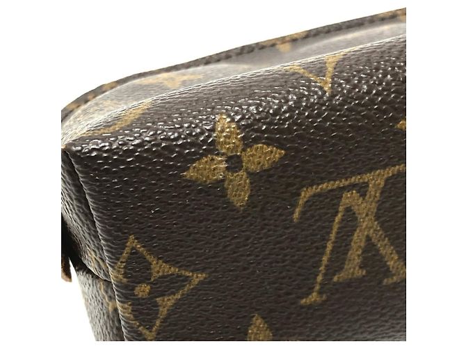 Louis Vuitton Monogram Canvas Pouch Braun - vista 16