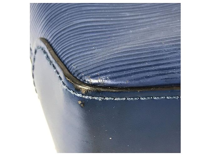 Borsa Louis Vuitton Epi Oliver Blu - vista 17