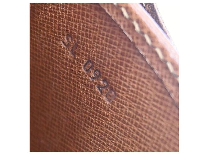 Borsa Louis Vuitton Cartouchiere Monogram Canvas MM Marrone - vista 5