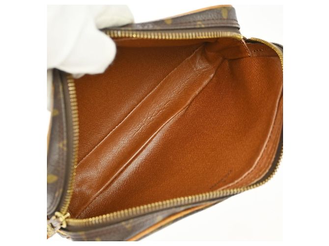 Borsa Louis Vuitton Pochette Marly Bandouliere in Canvas Monogram medium Marrone - vista 3