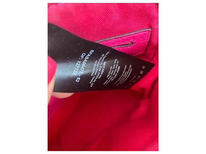 Sandro Bolsa Transversal Rosa em Couro Acolchoado - vista 8