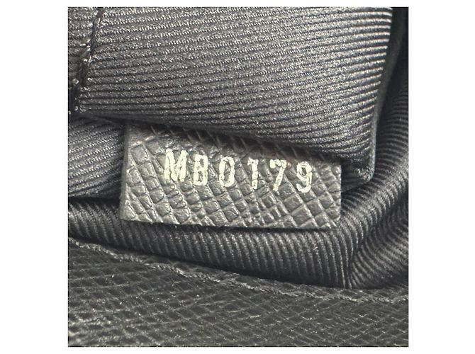 Valigetta Louis Vuitton Anton Nero - vista 13
