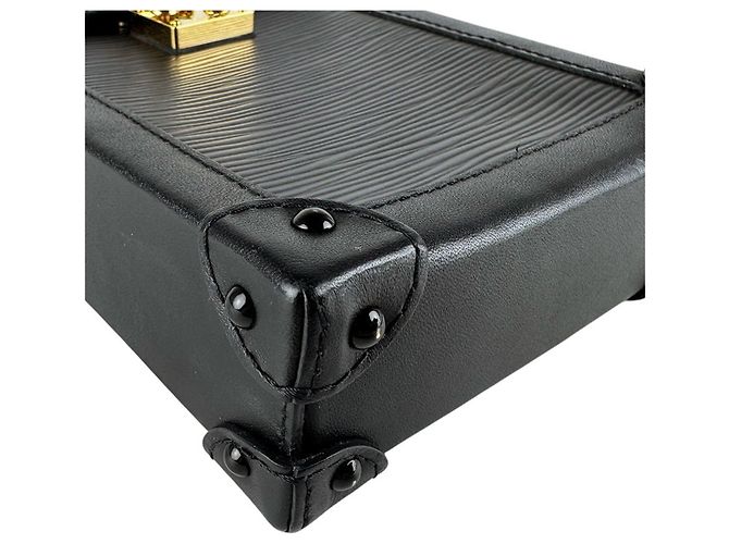 Borsa a tracolla in pelle Epi Louis Vuitton Nero - vista 9