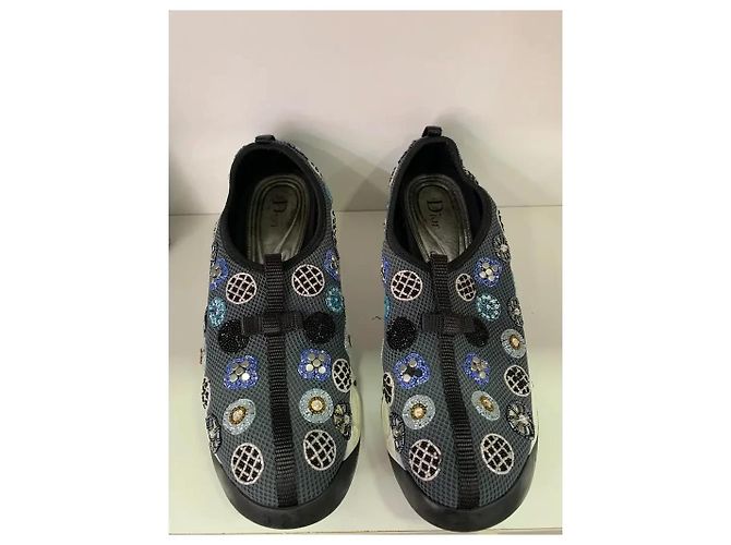 Sneakers Dior Fusion in mesh grigio con perle e cristalli Blu navy - vista 3