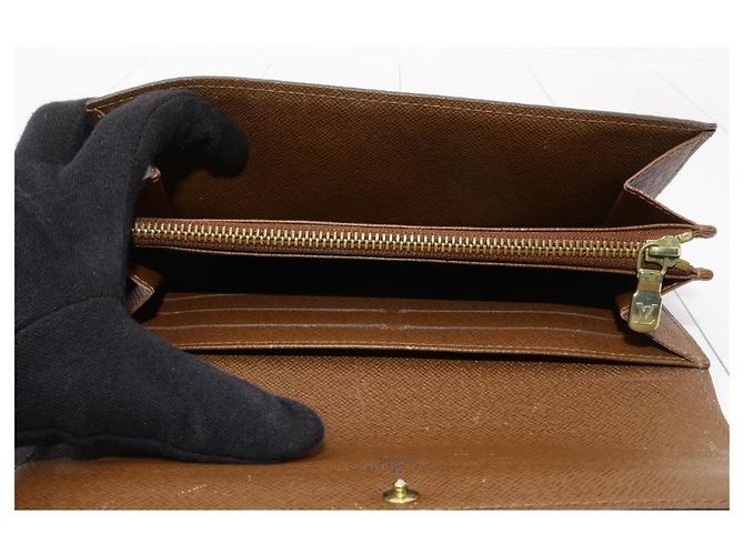 Louis Vuitton Vintage Sarah Wallet Monogram Canvas medium Brown - view 5