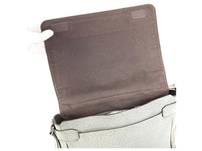 Borsa a tracolla Louis Vuitton Taiga Roman MM Marrone - vista 9