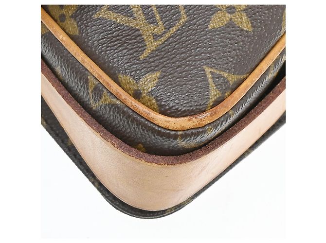 Borsa Louis Vuitton Cartouchiere Monogram Canvas MM Marrone - vista 7