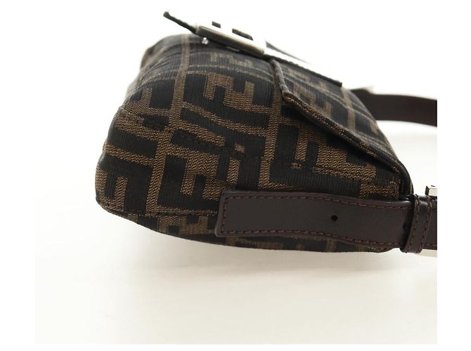 FENDI Zucca Canvas Mamma Baguette Shoulder Bag Black Brown Auth 185313M Marrone Nero - vista 4