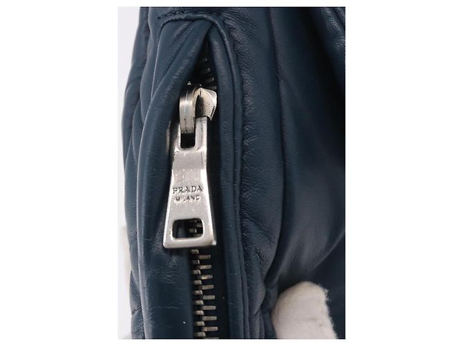 Bolso de Hombro con Cadena PRADA de Cuero Azul Plata Auth 186890V - vista 18