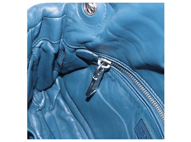 Bolso de Hombro con Cadena PRADA de Cuero Azul Plata Auth 186890V - vista 24