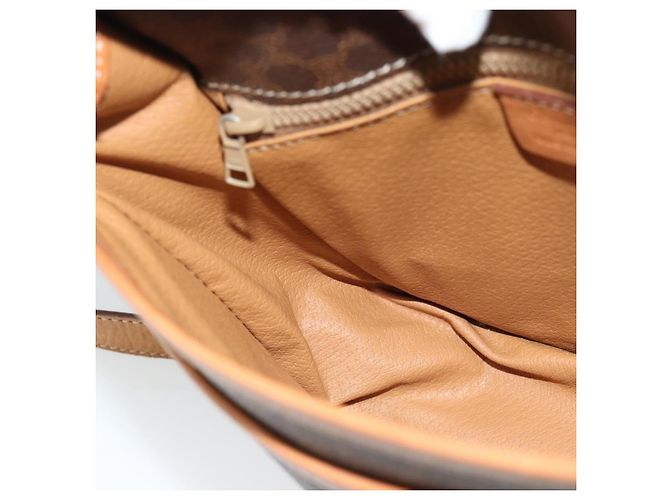 Céline Borsa a Spalla CELINE Macadam Canvas PVC Pelle Marrone Oro Auth 187771 D'oro - vista 18