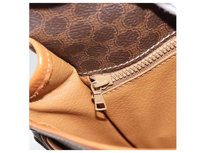Céline Borsa a Spalla CELINE Macadam Canvas PVC Pelle Marrone Oro Auth 187771 D'oro - vista 19