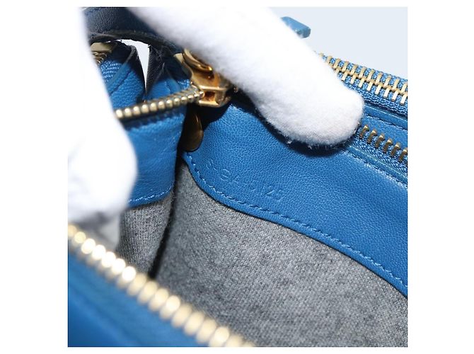 Céline Borsa a tracolla CELINE Trio in pelle blu e oro Auth 186131 D'oro - vista 21