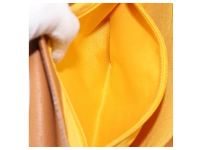 Borsa a Spalla Salvatore Ferragamo Gancini in Pelle Marrone Oro Auth 186271A D'oro - vista 21