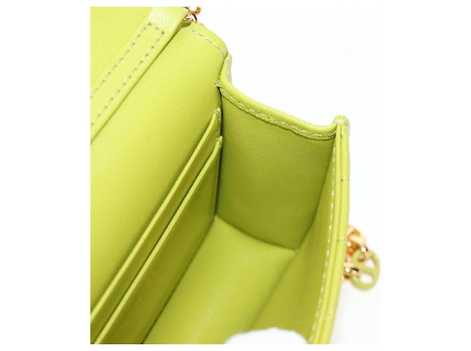 Christian Dior Cannage Miss Caro Chain Pouch in pelle di agnello verde e oro Auth 185907SM - vista 20