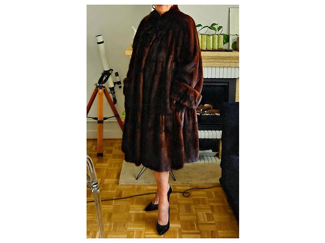 Guy Laroche Cappotto in Visone Marrone - vista 5