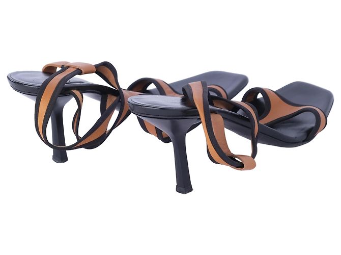 Gucci Leather Colorblock Pattern T-Strap Sandals Brown - view 3