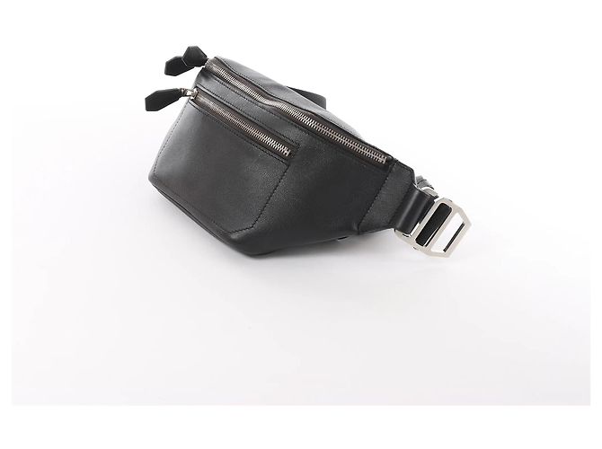 Borsa a cintura Hermès Cityslide Cross PM in Taurillon Cristobal nero C: 2018 Blu navy - vista 2