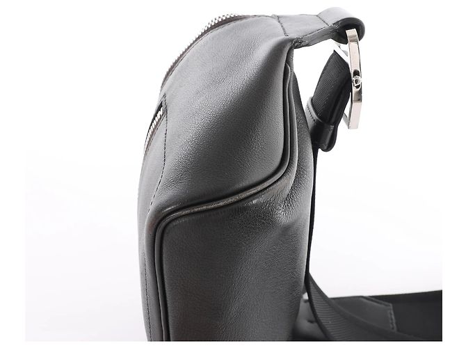 Borsa a cintura Hermès Cityslide Cross PM in Taurillon Cristobal nero C: 2018 Blu navy - vista 7