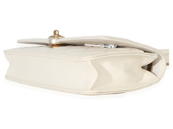 Wallet On Chain Portafoglio con catena Chanel White Quilted Calfskin Pearl CC Bianco - vista 6